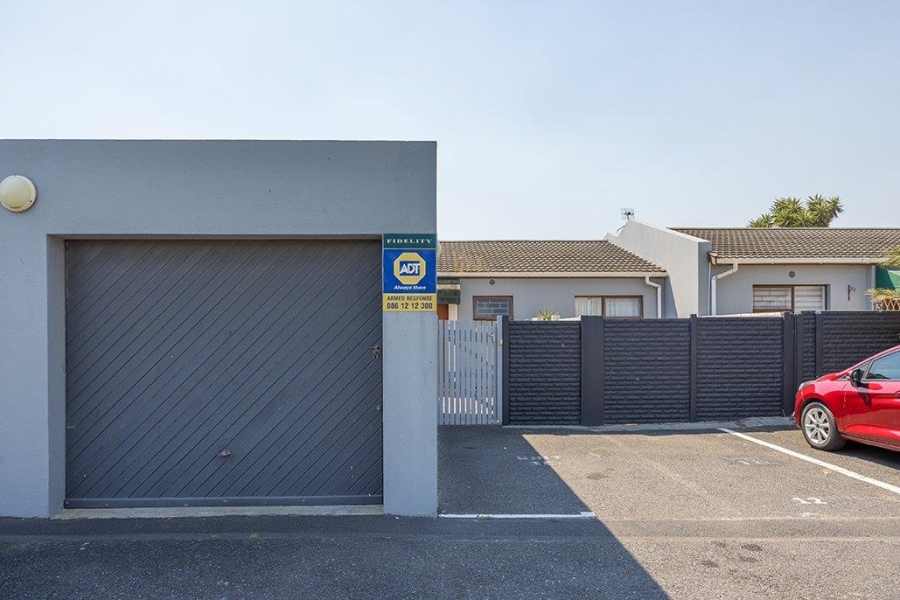 2 Bedroom Property for Sale in Table View Western Cape